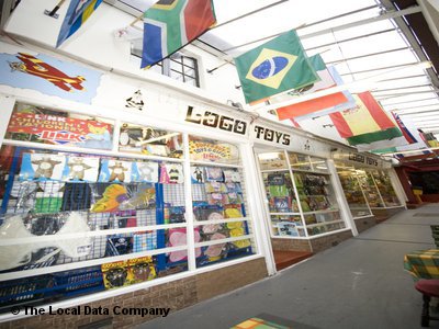 Logo Toys