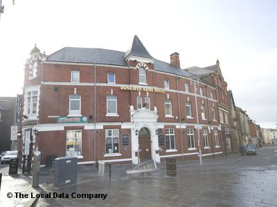 Dunraven Arms Hotel