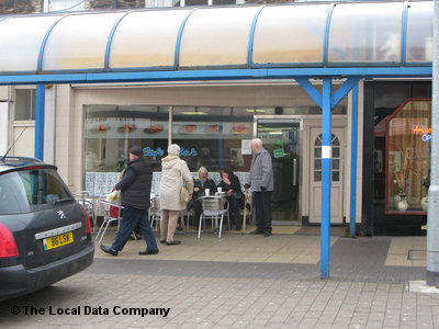 Lyndas Cafe Bar